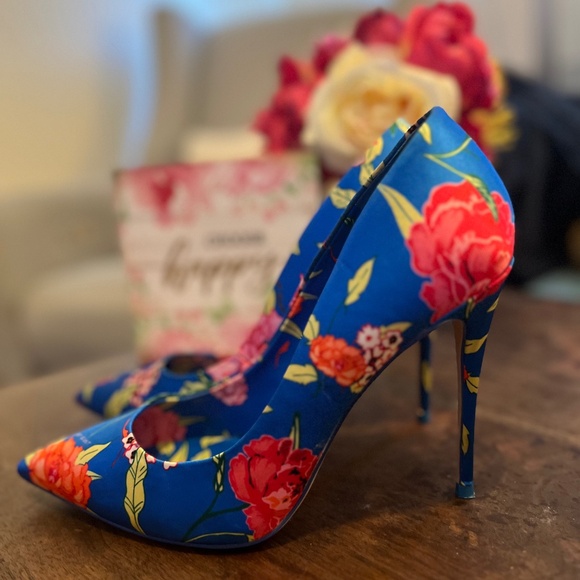 Aldo Stessy Flower Power Pumps | Size 7.5 | Worn Once - Picture 1 of 3